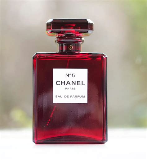 chanel 18d dark red|Chanel no 5 red edition.